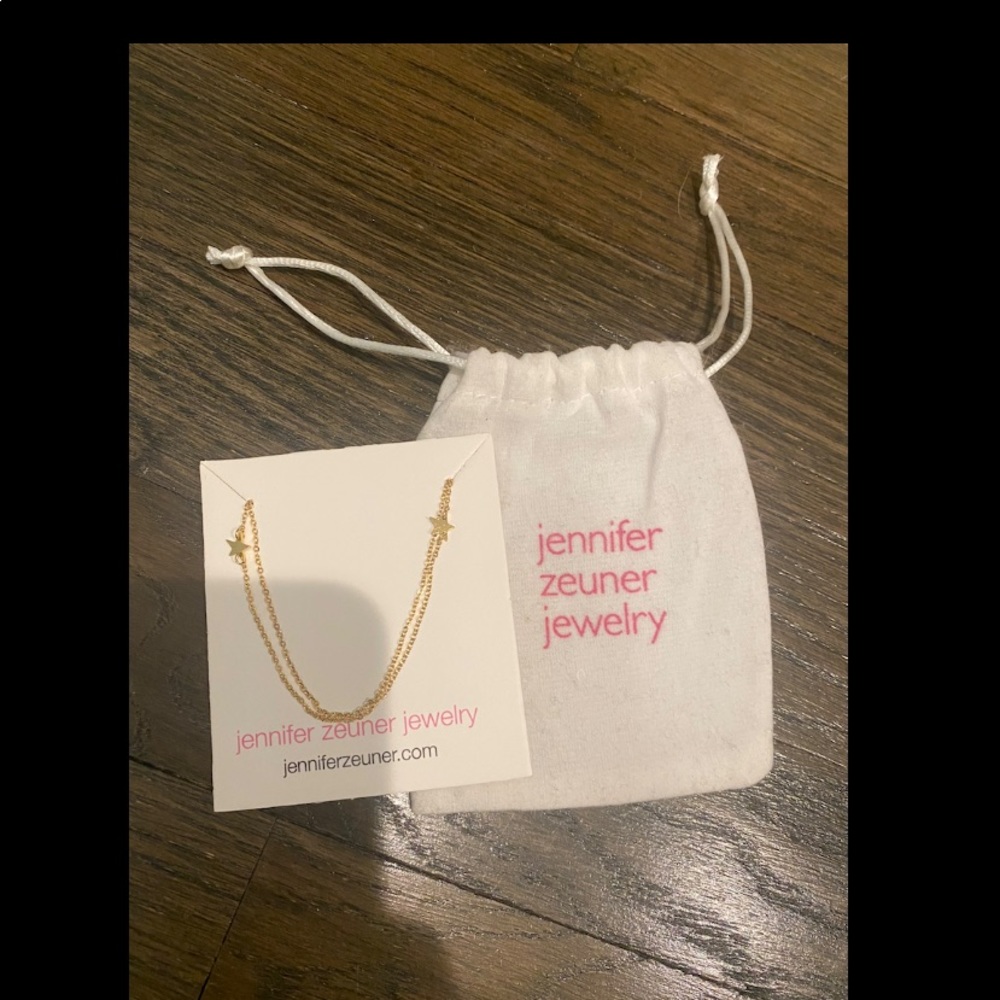 Jennifer Zuener necklace